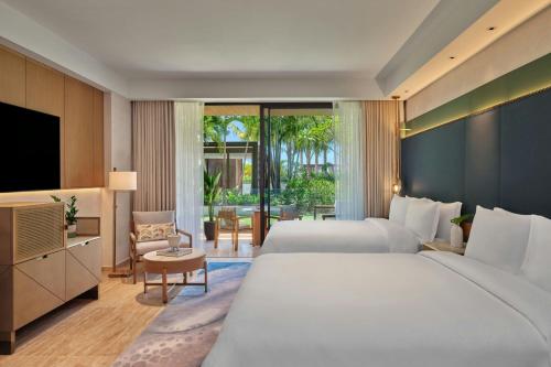 Superior Queen Room with Two Queen Beds and Balcony