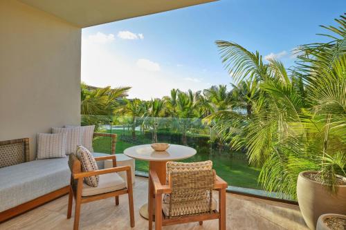 Deluxe Queen Room with Two Queen Beds and Partial Ocean View/Balcony