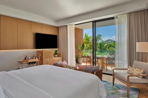 Superior King Room with Balcony