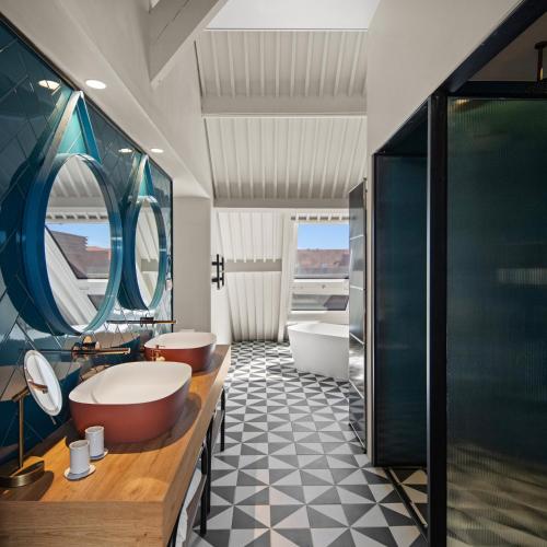 Grand Mansard Suite
