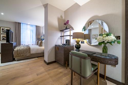 King Room - Bradshaw