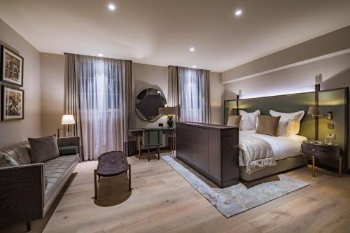 One-Bedroom Deluxe King Suite - Kent
