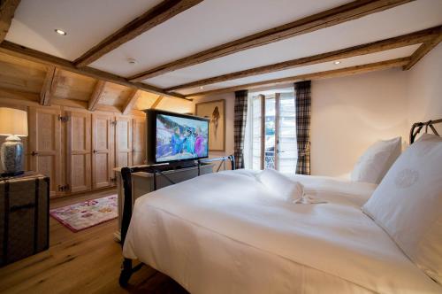 Suite 18