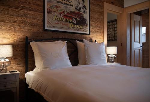 Suite 35