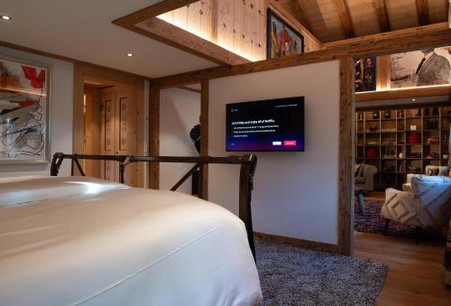 Suite 35
