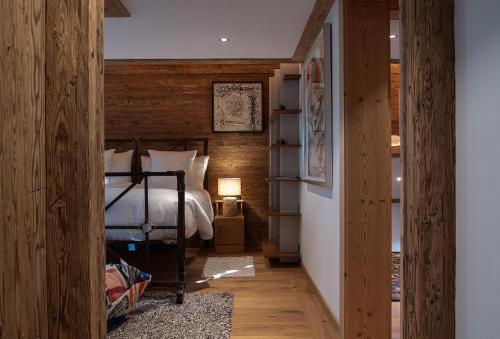 Suite 35