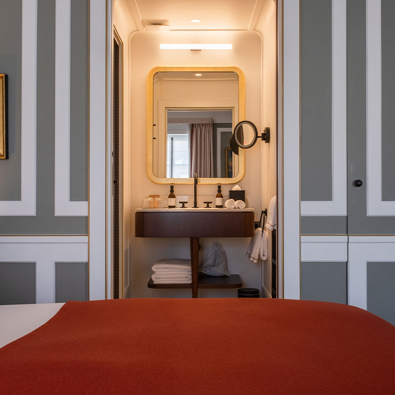 Superior Connecting Rooms
