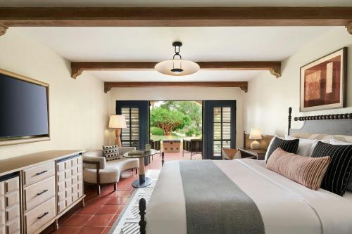 King Room with Resort View