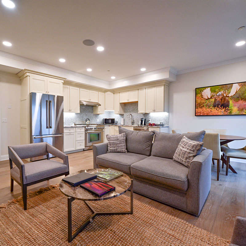 Hilltop Woodland One Bedroom Suite