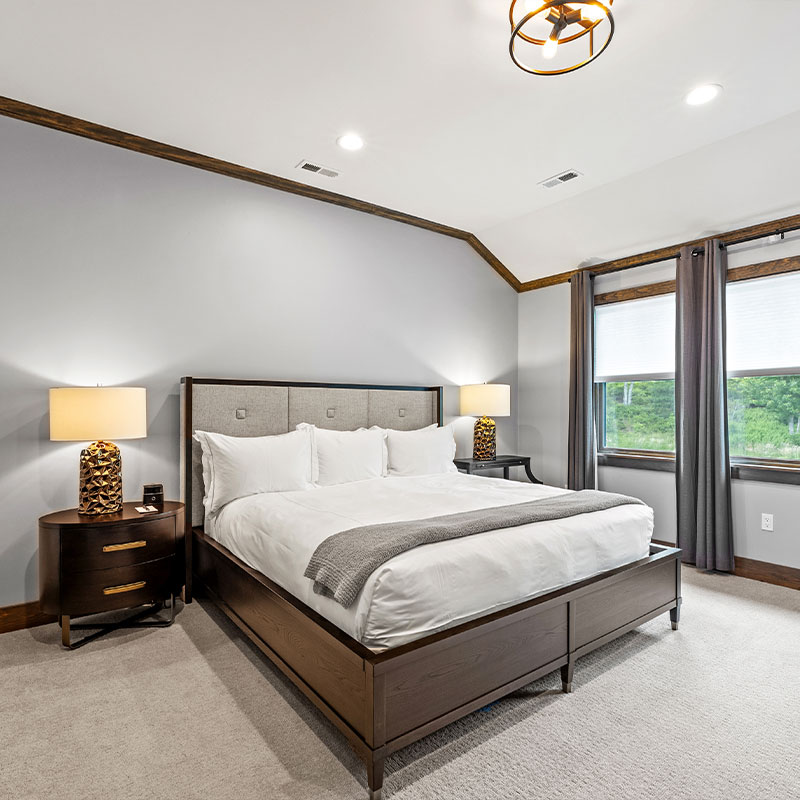 Whitetail Ridge Superior Cabin