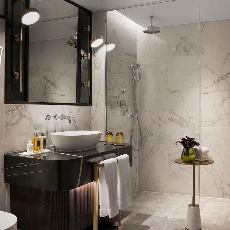 King Grand Deluxe Room