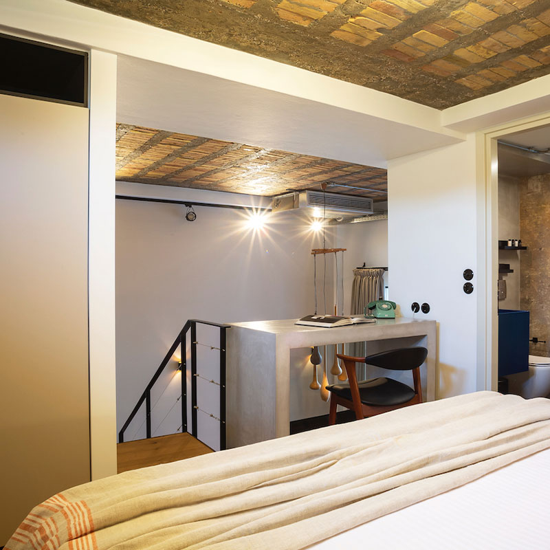 Superior Apartment- Split Level C1