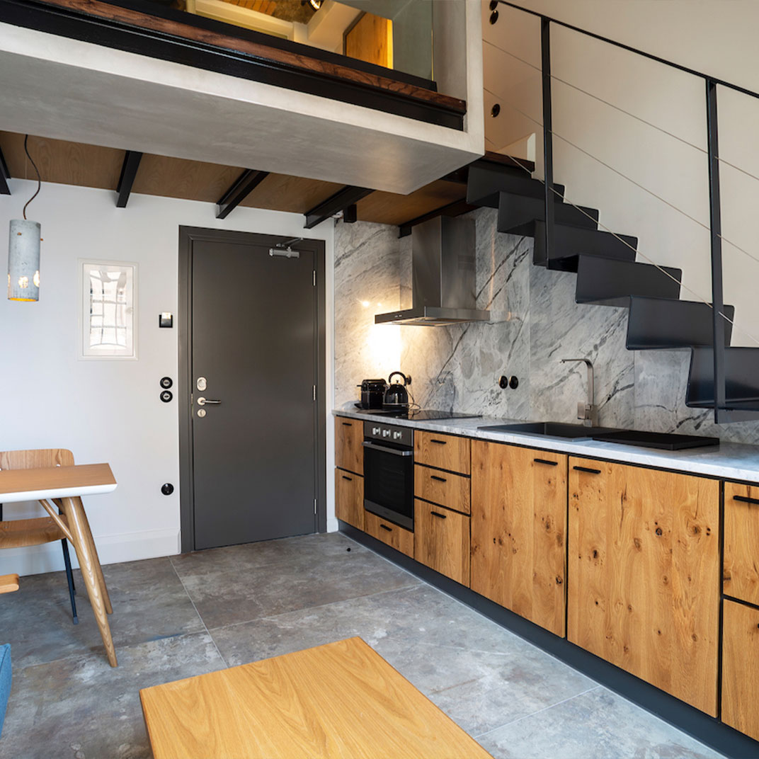 Apartment - Split Level F1