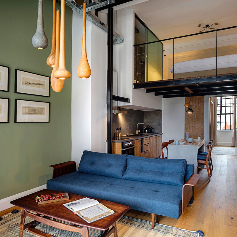 King Suite with Balcony L2