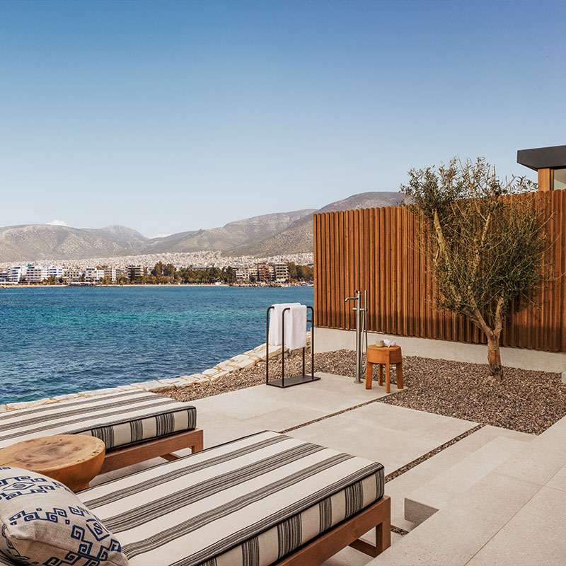 Aesthesis Bungalow - Seafront Queen Pool