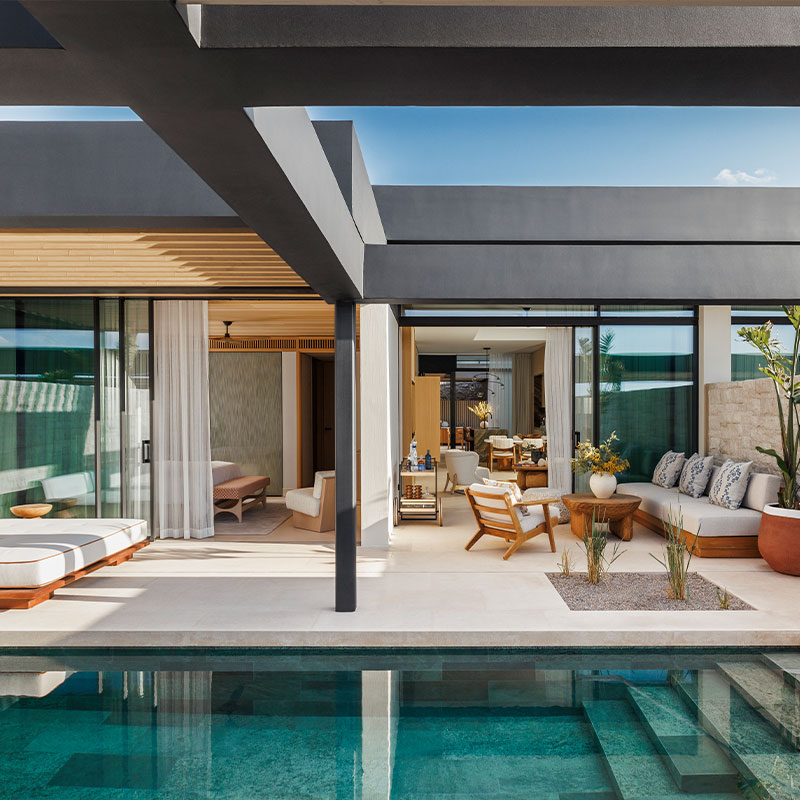 Three-Bedroom Suite - Seafront Pvt Pool