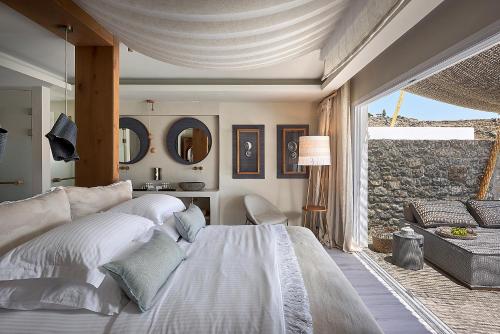 Exclusive Suite with Private Pool