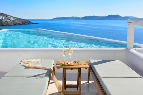 Signature Sea View Suite with Private Heated Pool