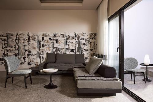 Deluxe Family Suite