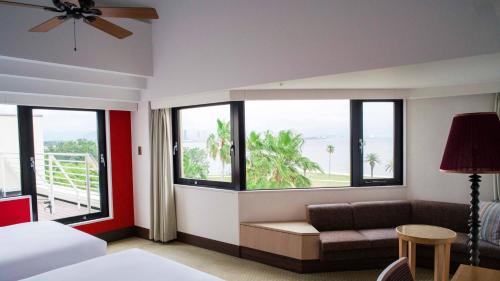 Twin Room with Balcony