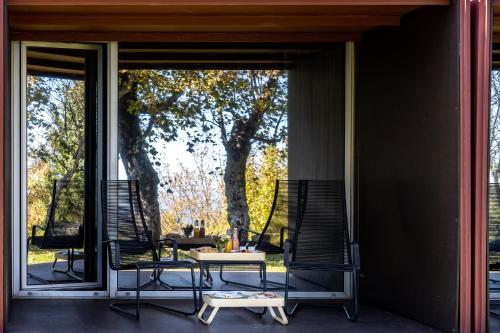 Double Room with Balcony and Mountain View