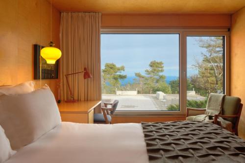 Comfort Double Room with Mountain View