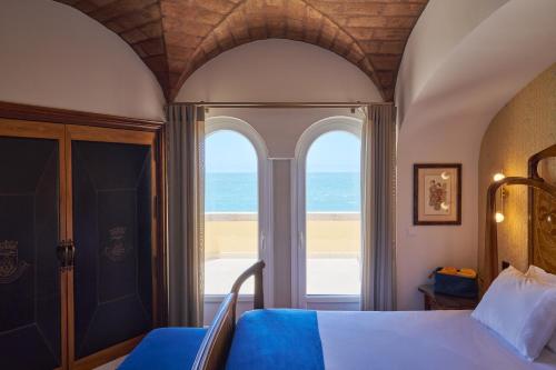 Junior Suite with Balcony and Sea View