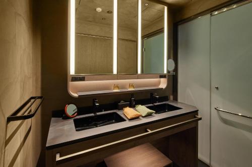 Awata Suite- King-Bedroom 58㎡