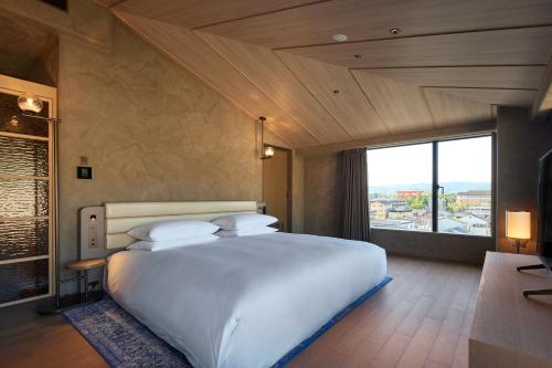 Pan Pacific Suite- King-Bedroom 85㎡