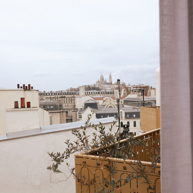Classic Room Montmartre View