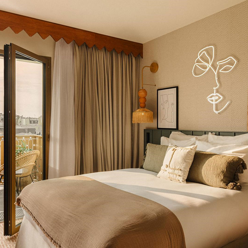 Classic Room balcony Montmartre view