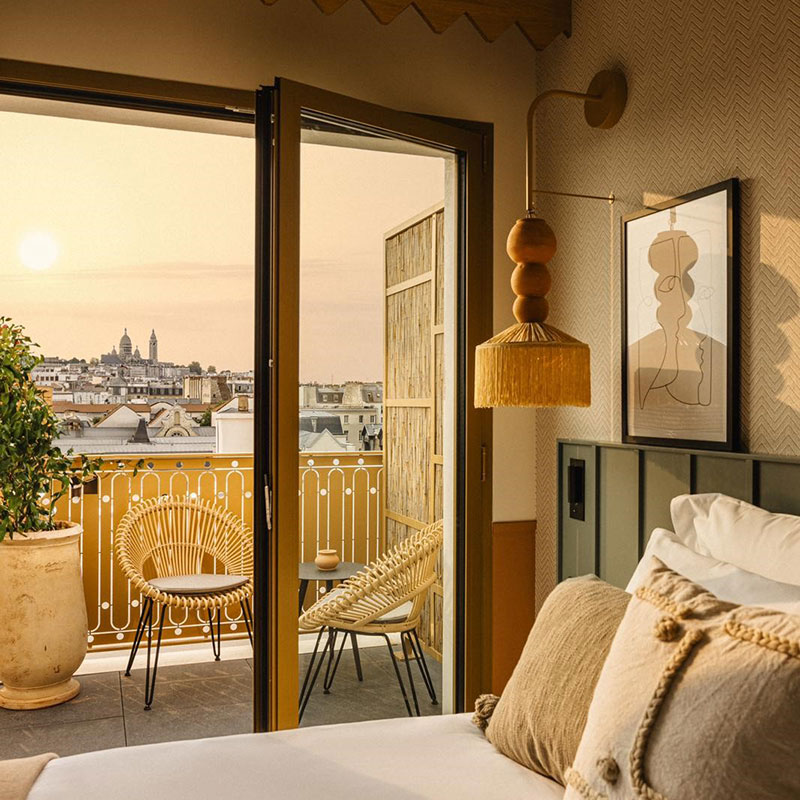 Classic Room balcony Montmartre view