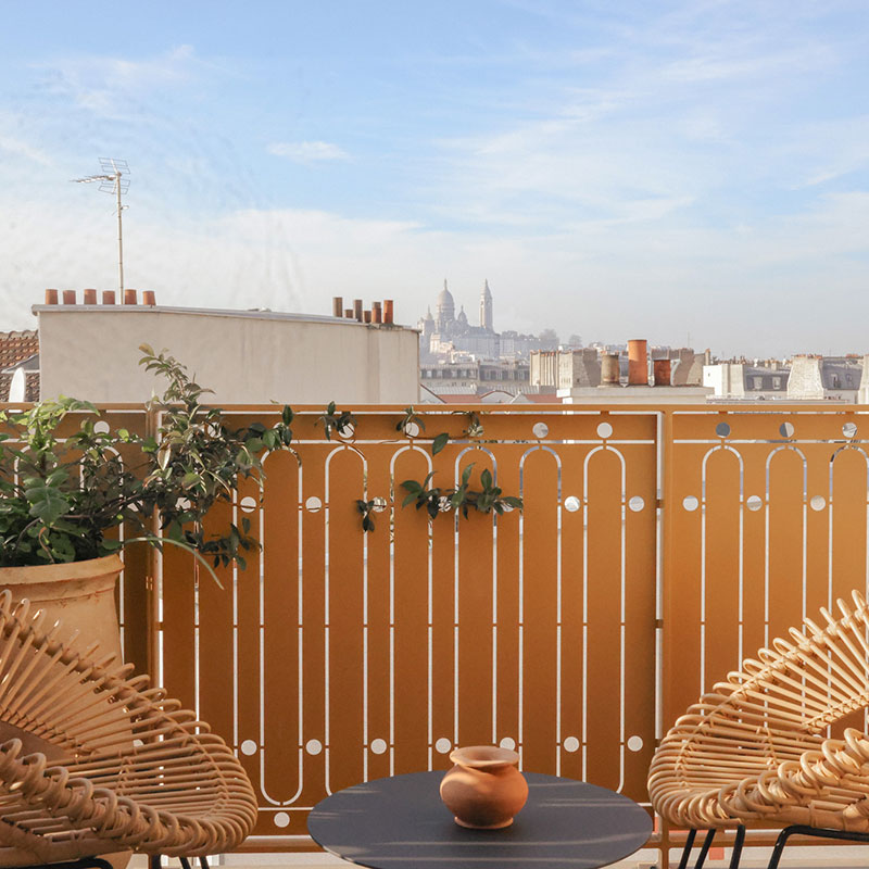Superior with balcony Montmartre View