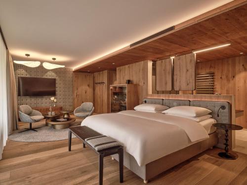 One Bedroom Suite