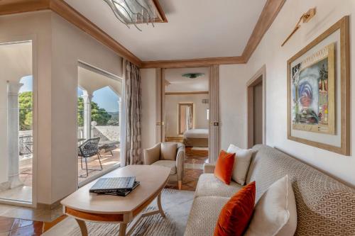 King Suite with Sea View