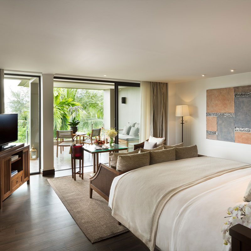 Deluxe Layan Suite