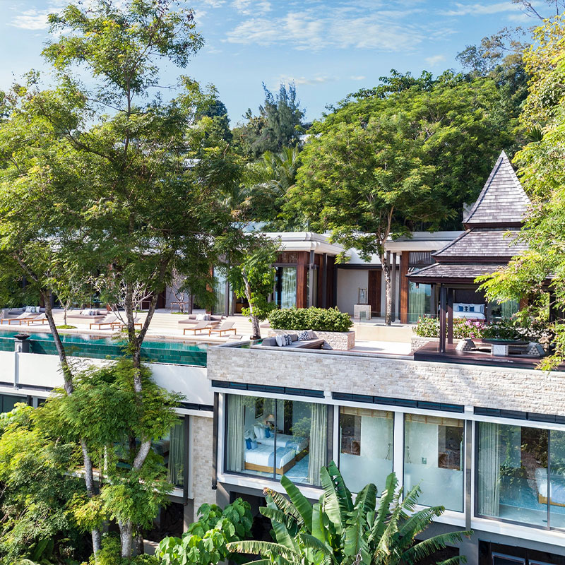 Four-Bedroom Sea View Residence