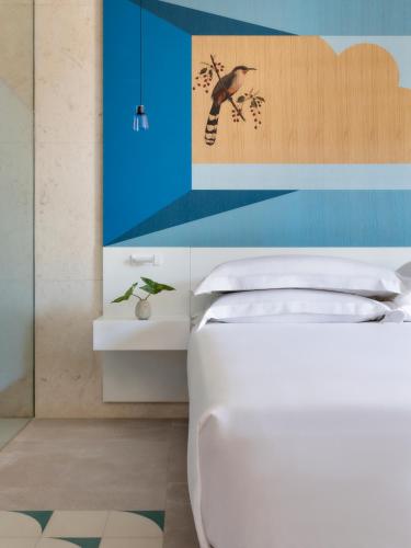 Essential King Room with Balcony