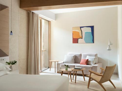 Premium King Room