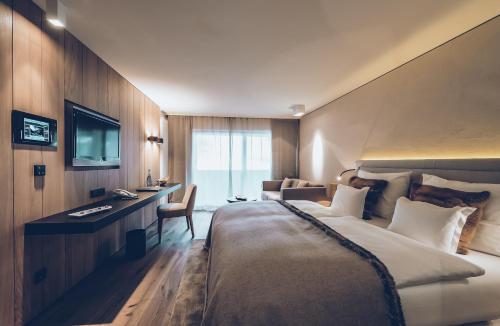 Superior Double Room With Balcony