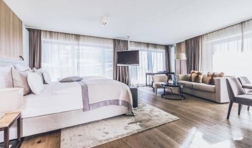 Junior Suite with balcony