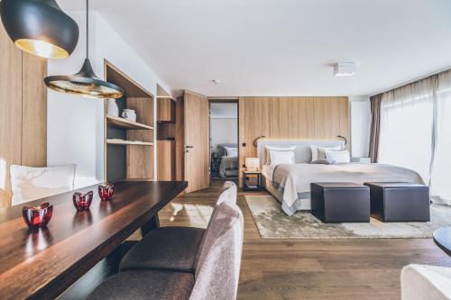 Junior Suite with balcony