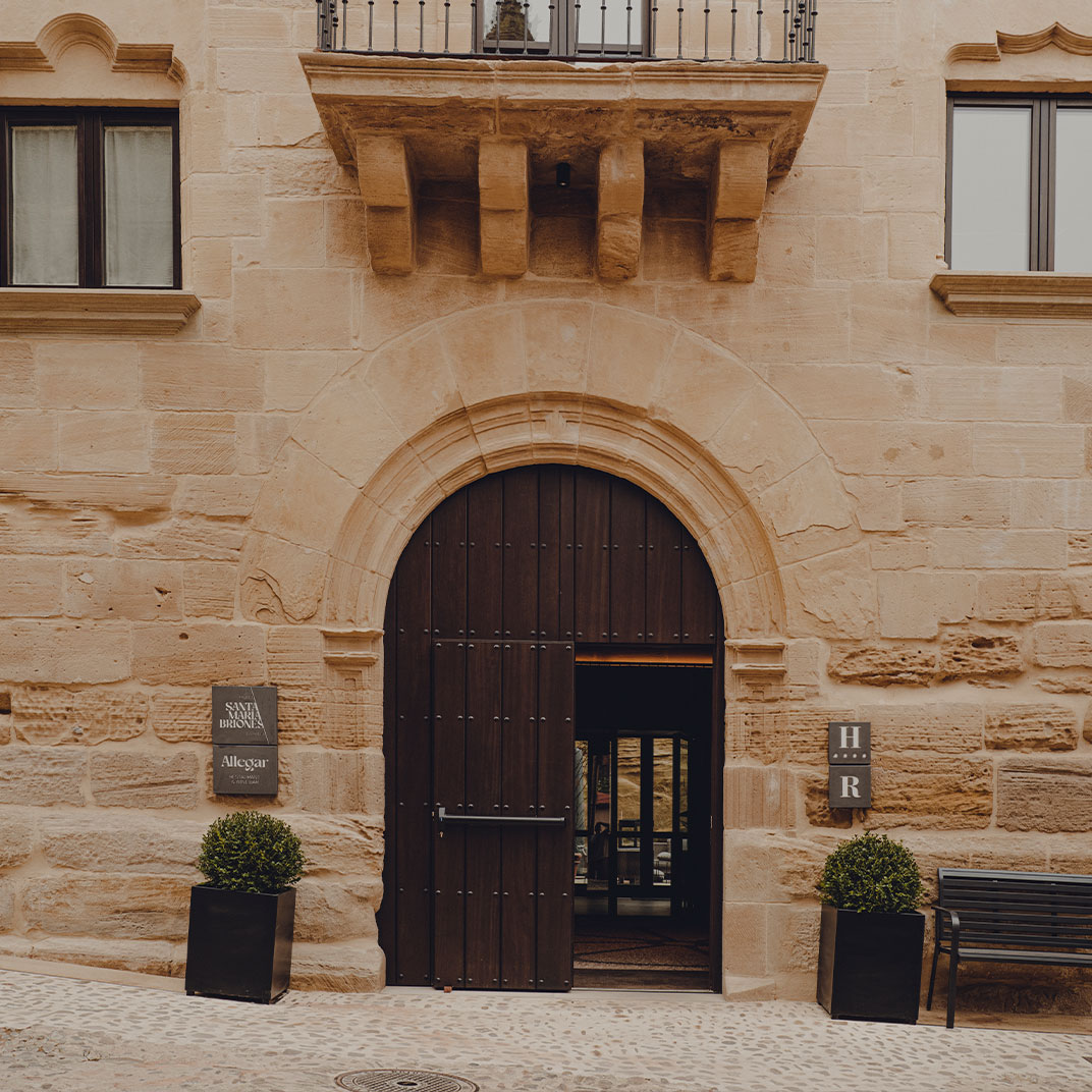 Hotel Santa María Briones