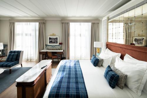 Prestige Suite