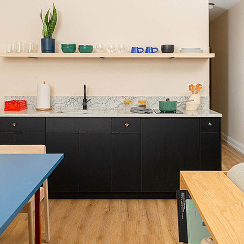 Suite 204 Stunning One Bedroom King