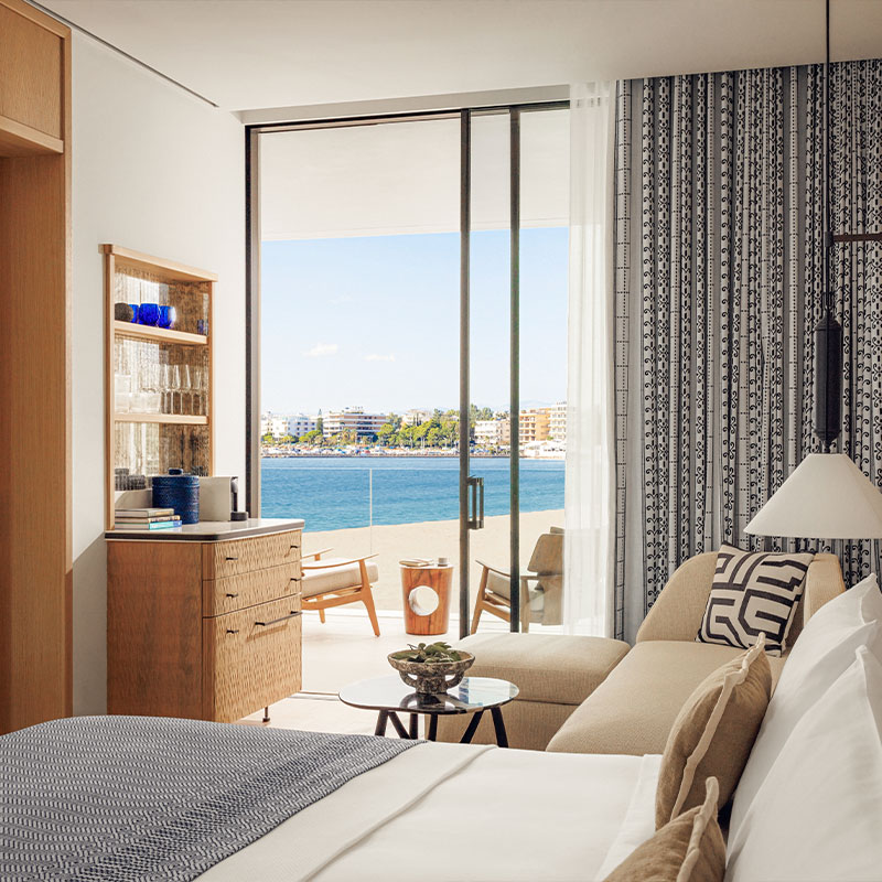 Aesthesis Family Room - Seaview