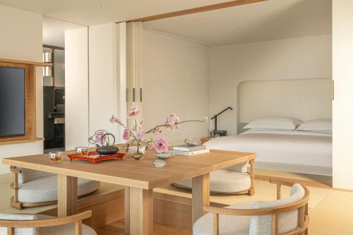 Grand Tatami Suite Two Doubles