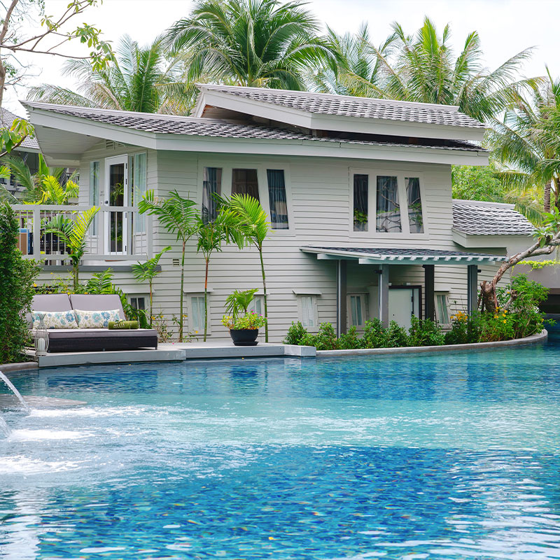 The Level Duplex Boat Suite Pool Access