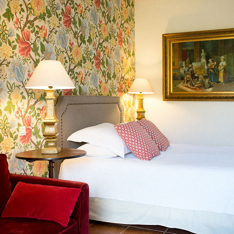 Priviledge room with loggia