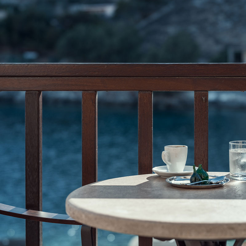 Honeymoon Loft Suite with Balcony